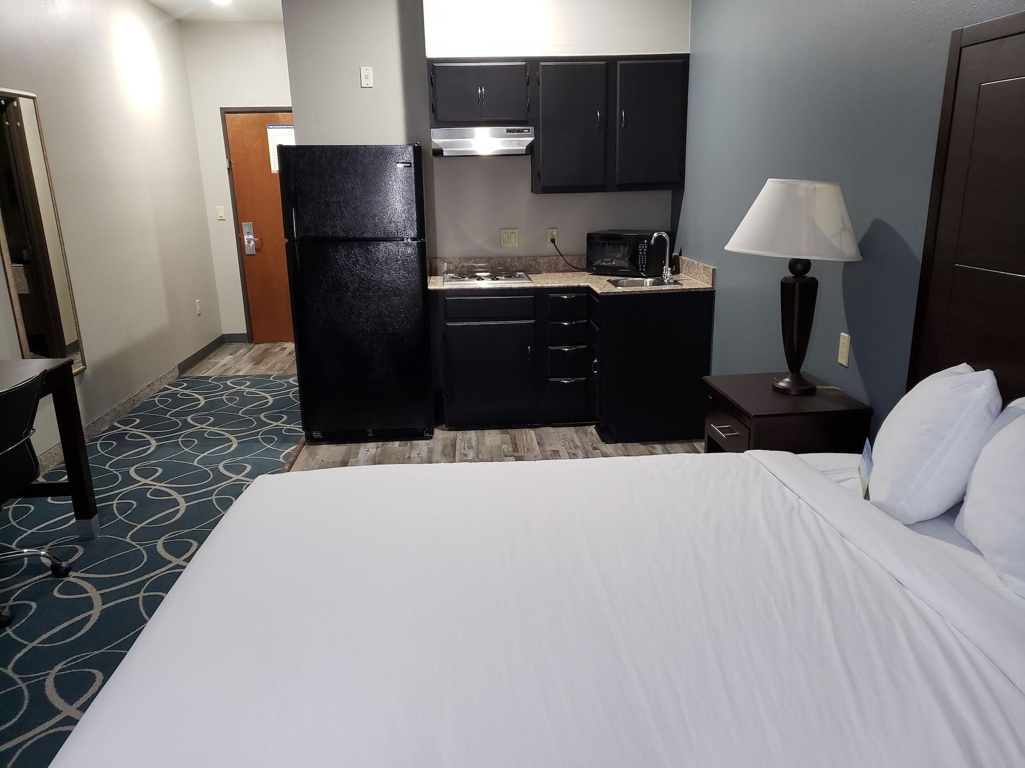Hotel Days Inn&suites By Wyndham Tx Cleburne