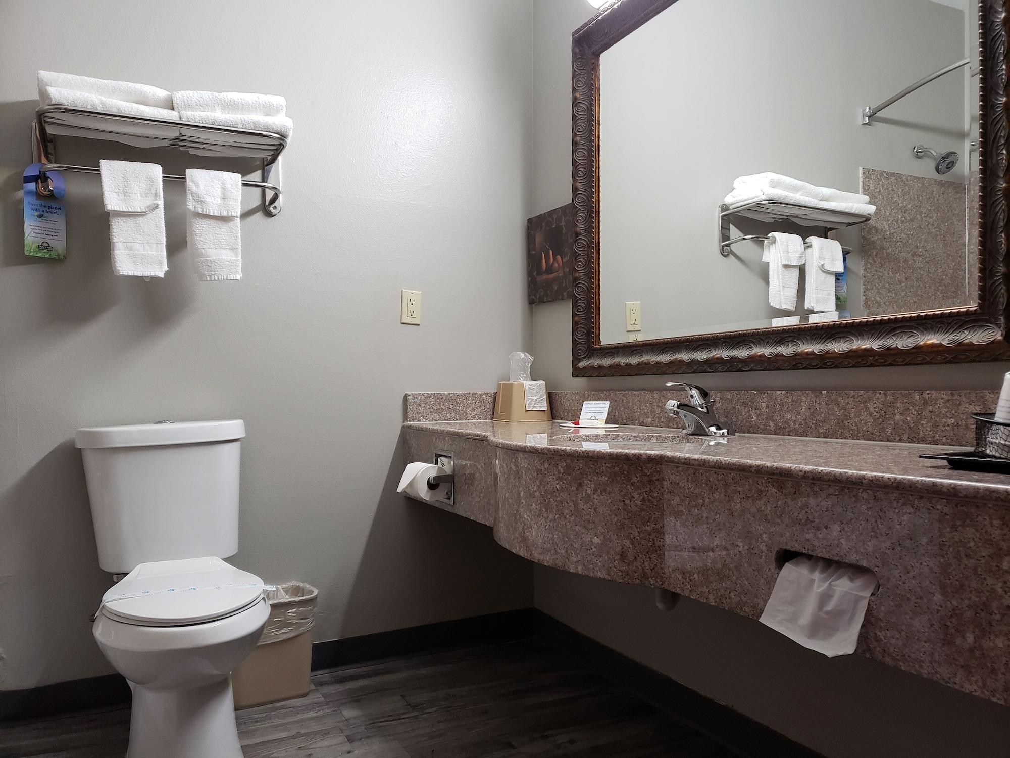 Hotel Days Inn&suites By Wyndham Tx Cleburne