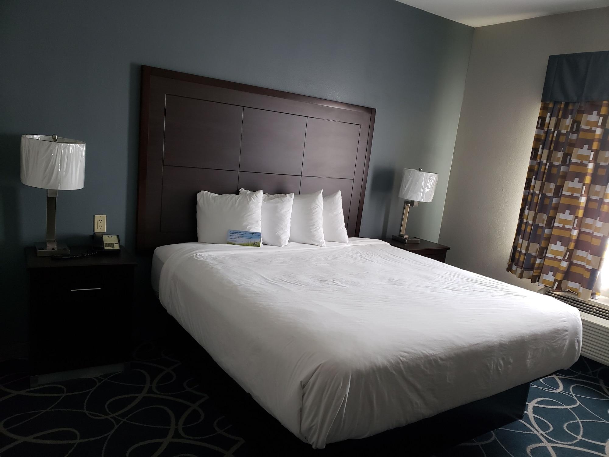 Days Inn&suites By Wyndham Tx 2* Cleburne