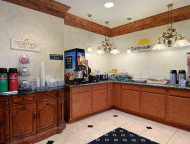 Days Inn&suites By Wyndham Tx Hotel 2*