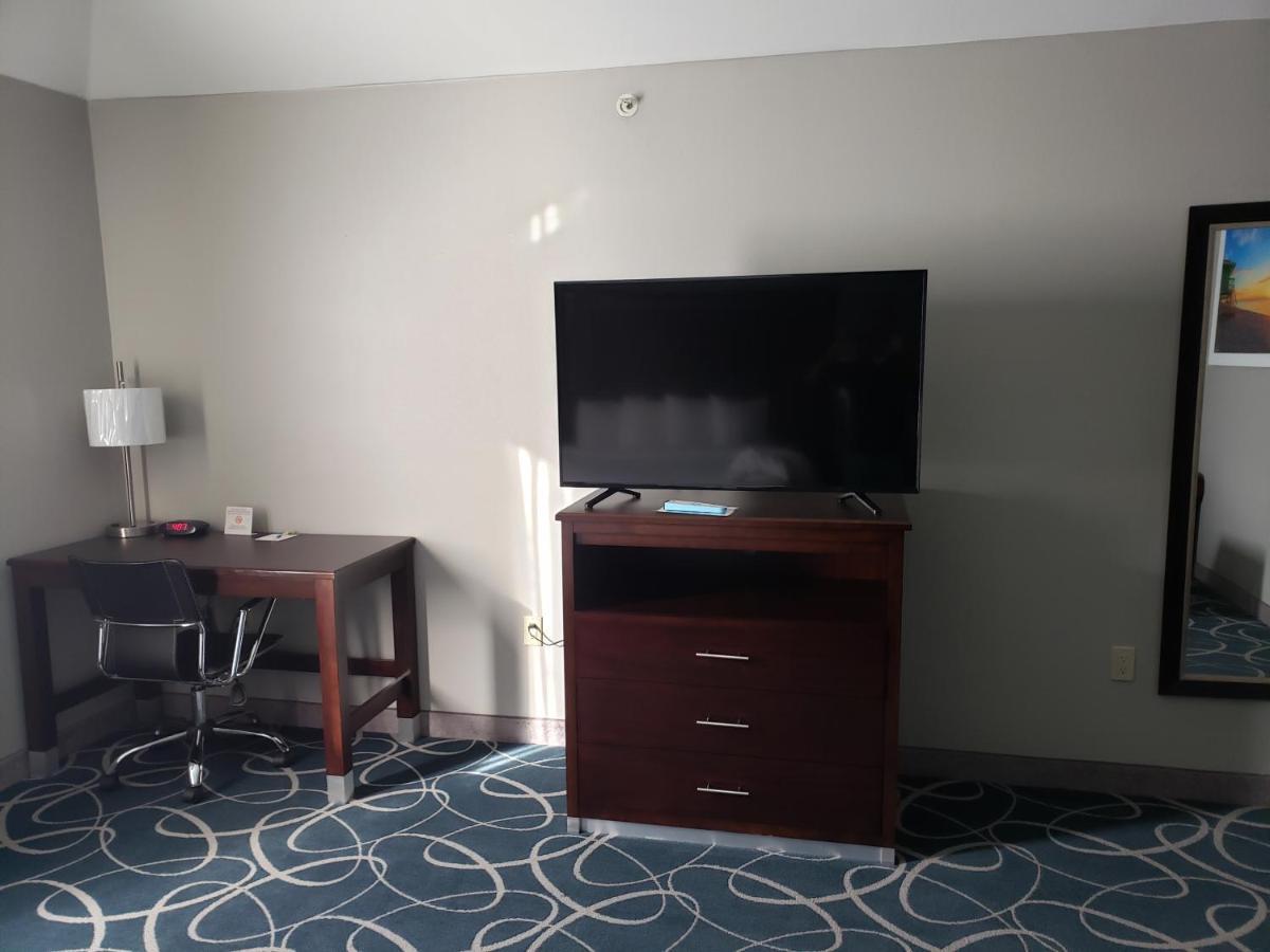 Days Inn&suites By Wyndham Tx 2*